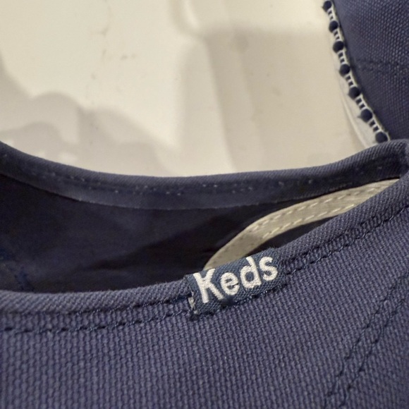 Keds Navy Canvas Champion Wave Shoes with White Accents SZ 7.5 - Picture 6 of 9